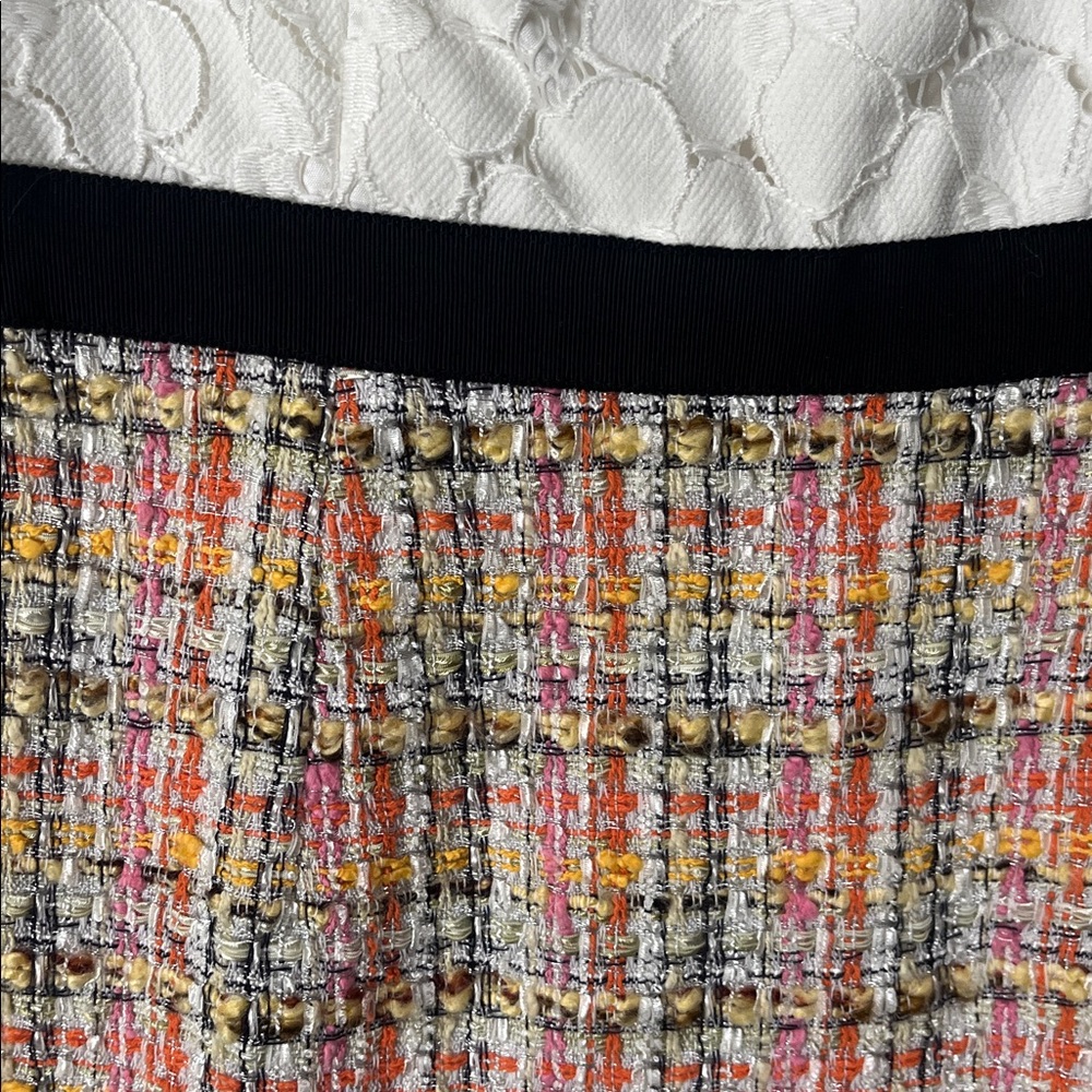 EUC Trina Turk made USA white lace bodice and multi boucle skirt sz4 QUALITY - Picture 4 of 10